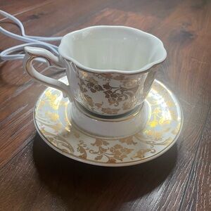 Scentsy tea cup warmer